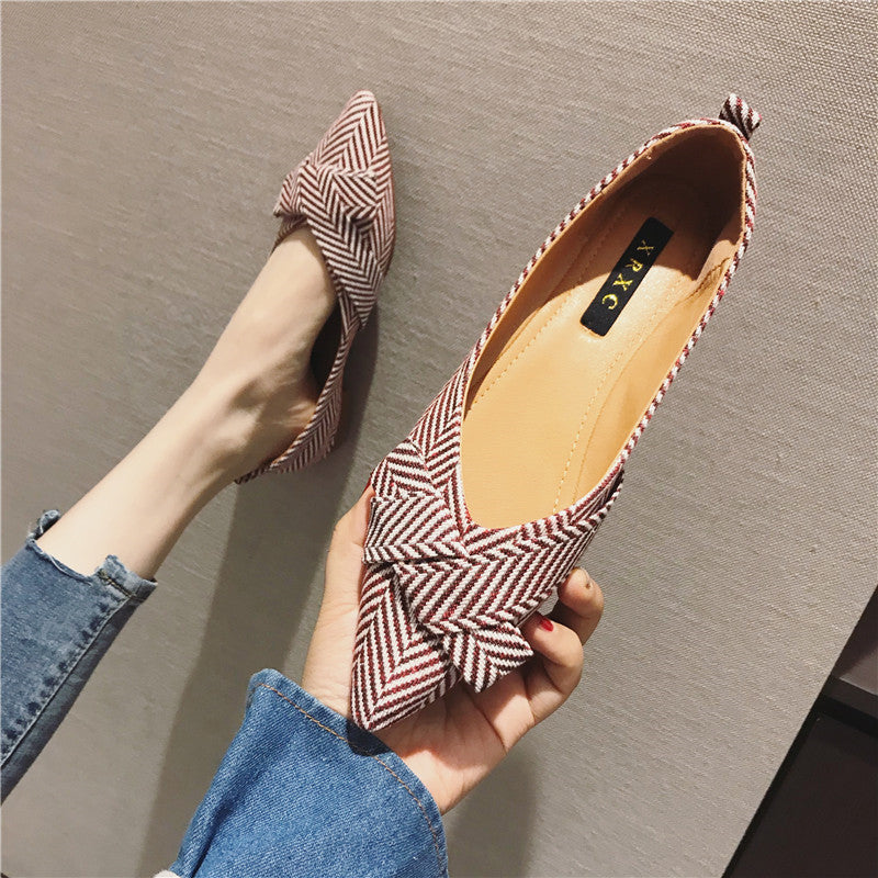 Mutini™ Elegant Pointed Toe Flats – Stylish Women’s Slip-On Shoes with Soft Sole
