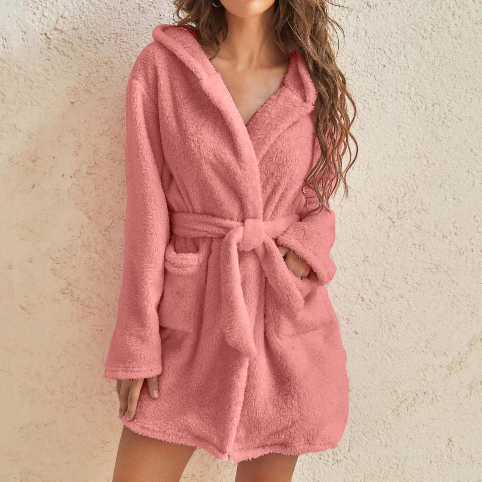 Warm maternity robe in soft pink, featuring a hood and tied waist, designed for prenatal and postpartum comfort.