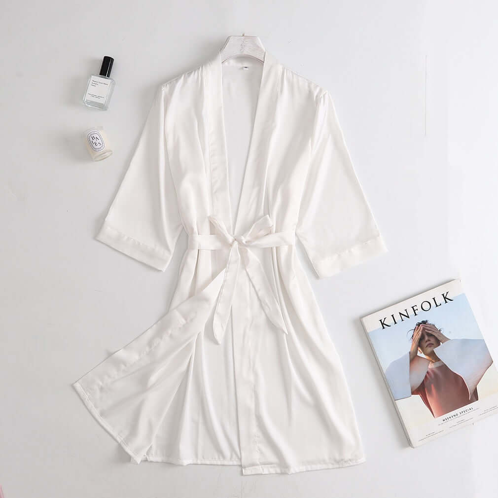 Mutini™ Silk Serenity Robe — Elegance and Tenderness for Your Daily Rituals