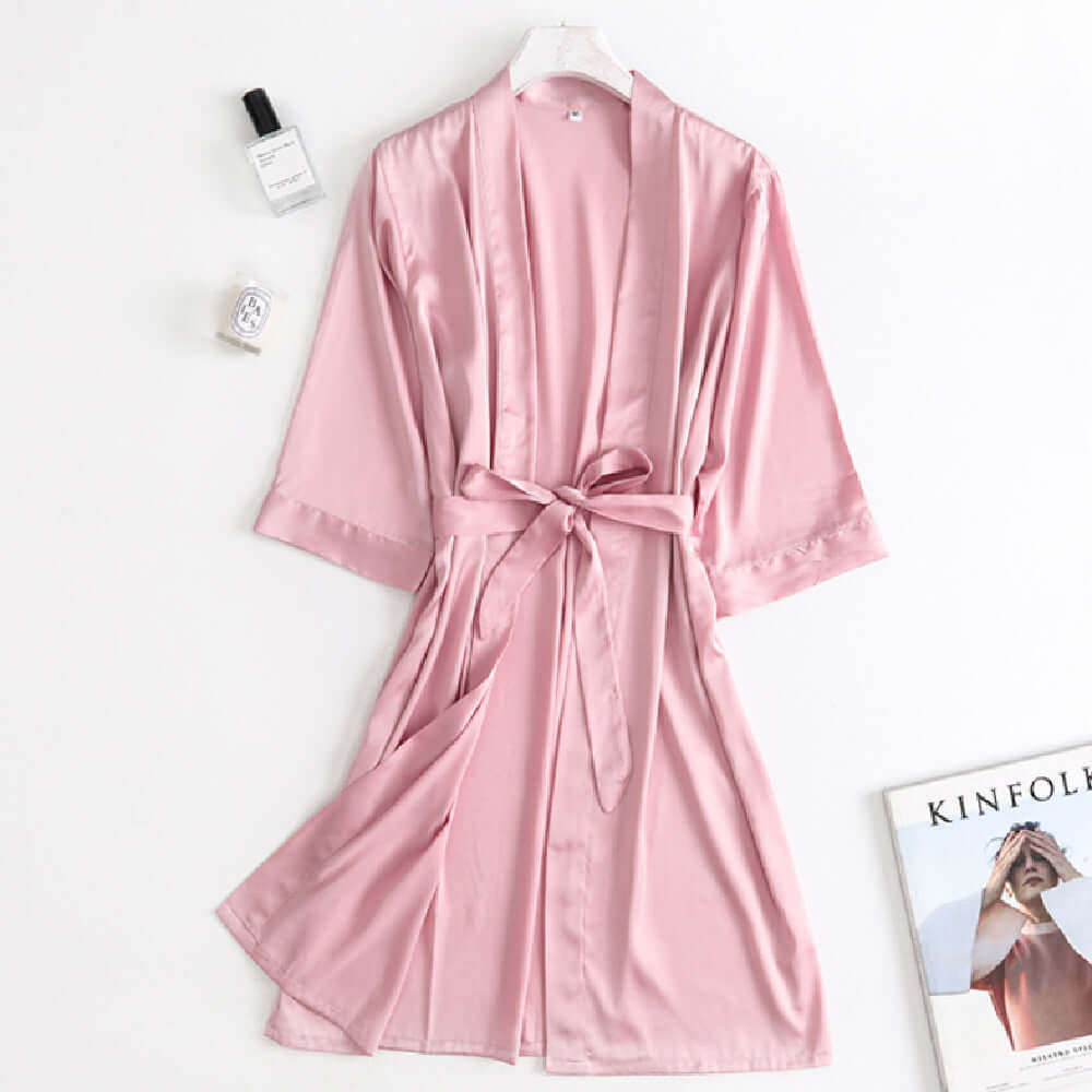 Mutini™ Silk Serenity Robe — Elegance and Tenderness for Your Daily Rituals