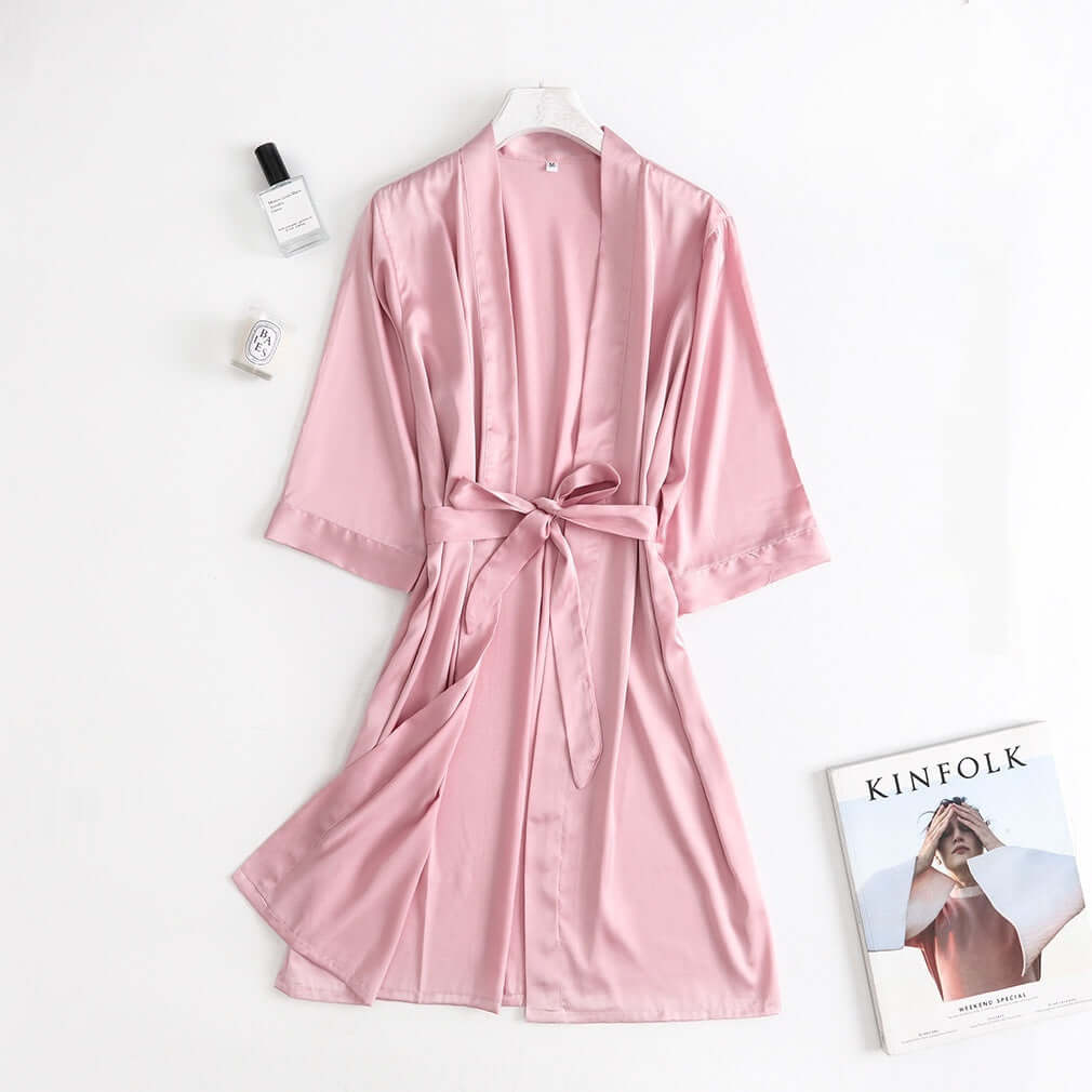 Mutini™ Silk Serenity Robe — Elegance and Tenderness for Your Daily Rituals